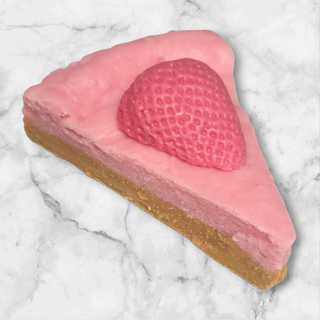 Strawberry Cheesecake - 4oz Wax - Fruity, Sweet and Realistic Bakery Scent
